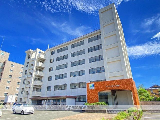 アーバンライフ米松の玄関写真