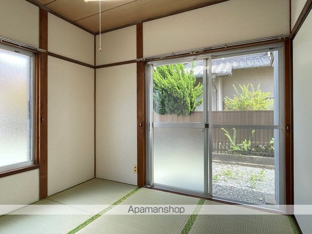 浜松市中央区 1階建 築45年の内装写真