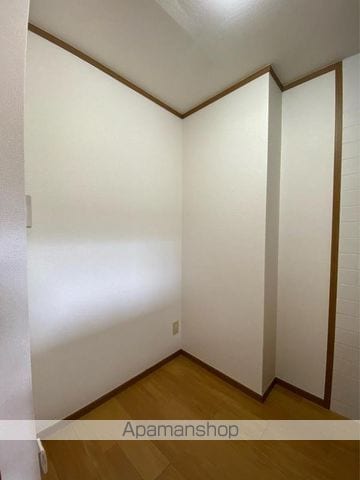 メゾン・ルポ Iの内装写真