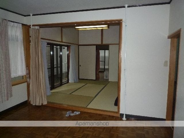常磐線 内郷駅 徒歩7分 2階建 築45年の内装写真