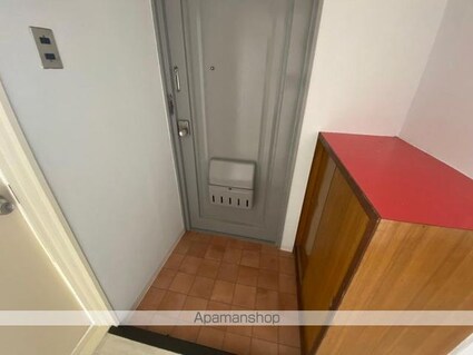 ラ・トゥール屋島百石[2DK/52.92m2]の玄関