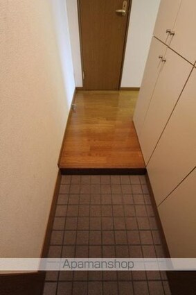 香川県高松市上之町２丁目[1K/33.33m2]の玄関