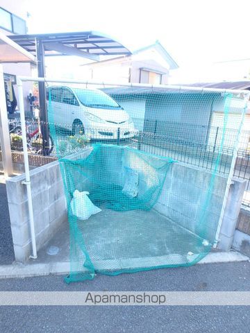 クロスロードの外観写真