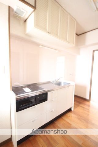第8年見マンションの内装写真
