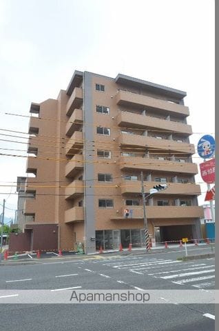 ベルヴィル大町駅前の外観写真