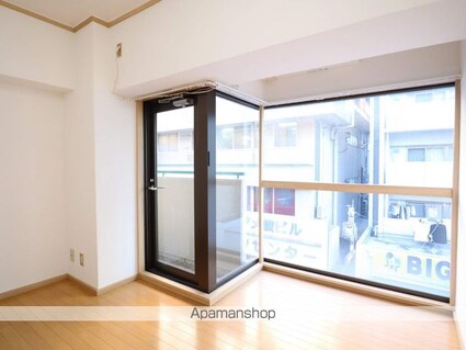 赤門サンライフマンション[1DK/25m2]のリビング・居間