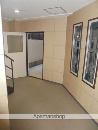 岩橋マンションⅡ[1LDK/45m2]のエントランス