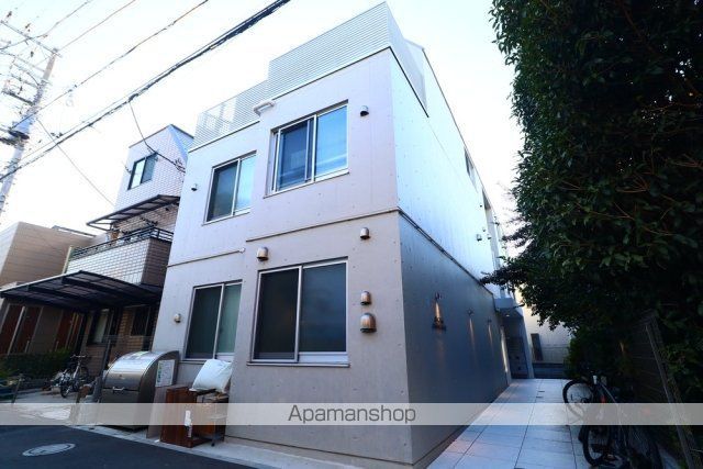プラクティカル中野坂上の外観写真