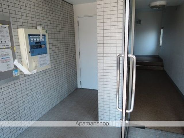 ウィンド・フィルの玄関写真