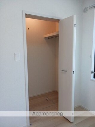 ウィステリア・メドウ[1LDK/39.17m2]の収納