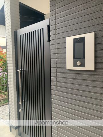 AMBITIONかしわ台の玄関写真