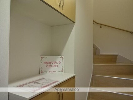 Ｒｉｔｚ　Ｓｏｌｉｕｓ　Ｓｏｕｔｈｗｉｎｇ[2LDK/54.91m2]の玄関