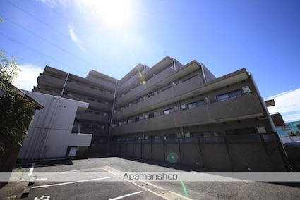 ロシエール[1K/22.5m2]の外観4