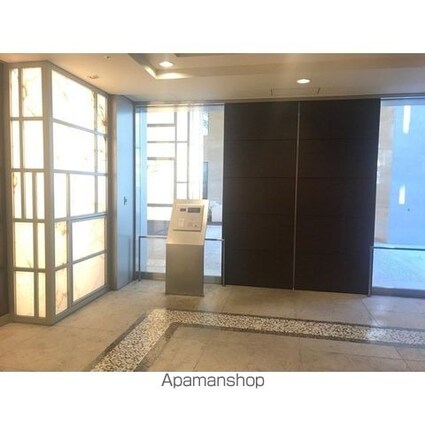 クロスエアタワー[1K/36.72m2]のエントランス1