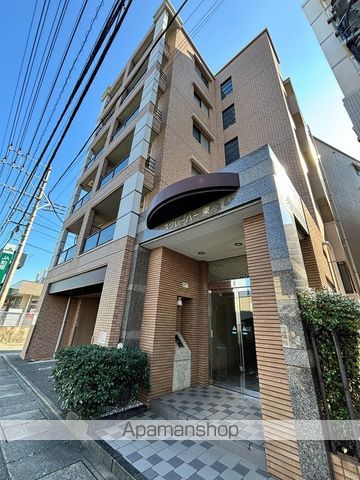 スクレーパー東の外観写真