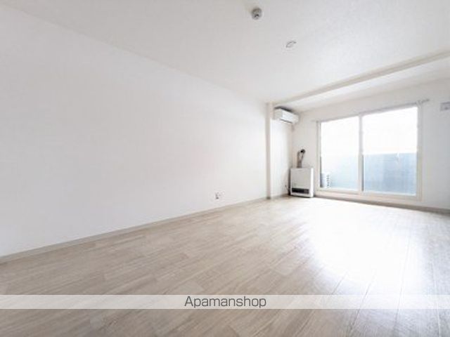ラディア山鼻の内装写真