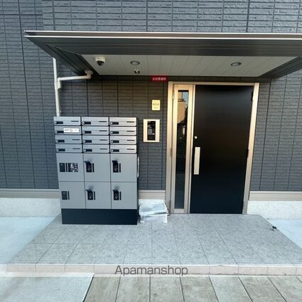 Ｌｙｓ　Ｇｒａｃｉｅｕｘ（リス　グラシュー）[2LDK/58.53m2]のエントランス