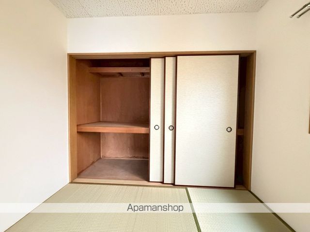 ラブリー三笠A棟の内装写真