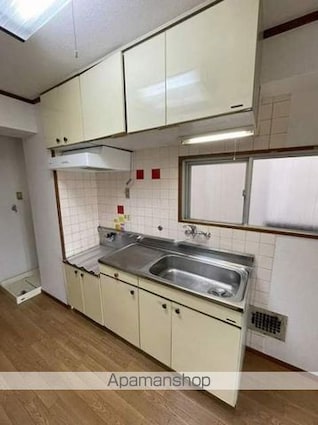 広島県広島市南区金屋町[2K/38m2]のキッチン