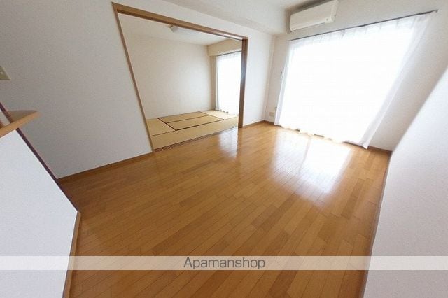 プレム寺山の内装写真