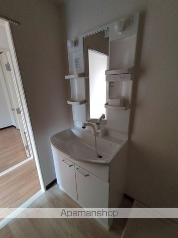 ロイヤルハイツ鶴見の内装写真