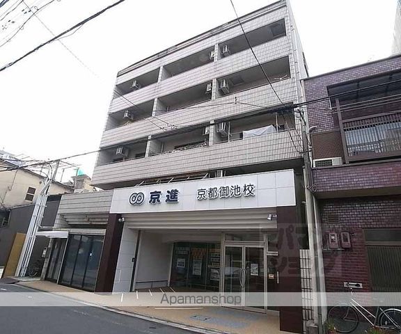 第1パールハイツ上杉の外観写真