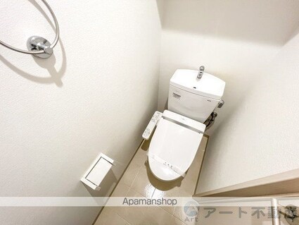 フォレスト・グランテラス[1R/24.8m2]のトイレ