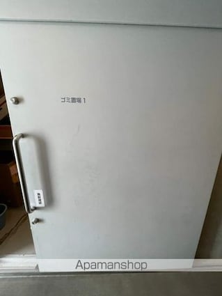 東京都中野区南台５丁目[1K/21.35m2]の共用部3