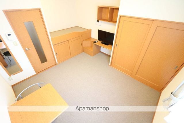 レオパレスめぞん恵智川の内装写真