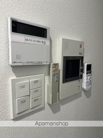 【中野区上高田のマンションの写真】