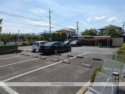 レオパレスアンソレイエ[1K/23.18m2]の駐車場