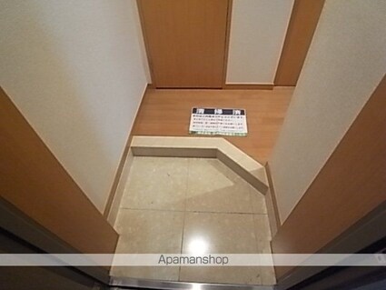 東京都中央区東日本橋２丁目[1K/24.99m2]の玄関