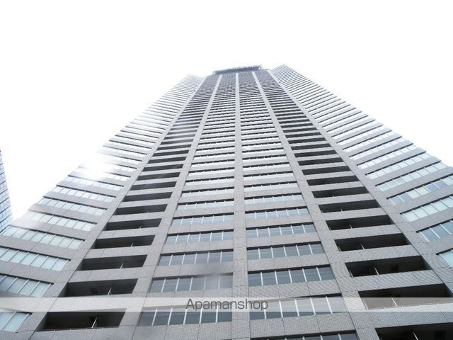 ザ・タワー大阪の外観写真