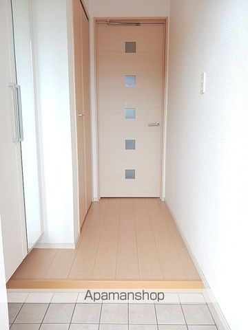 クレセント IIの内装写真