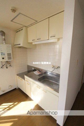 インターナショナルビルの内装写真
