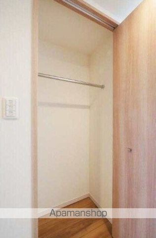 小田急伊勢原駅前マンションの内装写真