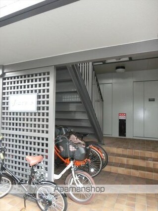 和歌山県和歌山市餌差町１丁目[2DK/50.47m2]のエントランス2