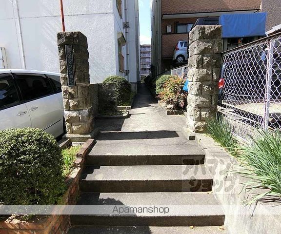 豊栄マンションの玄関写真