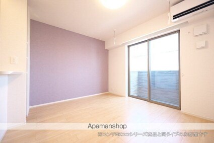 イーストブルー　Ｉ[1LDK/43.77m2]のリビング・居間1