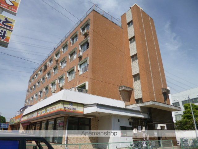 鶴ヶ岡マンションの外観写真