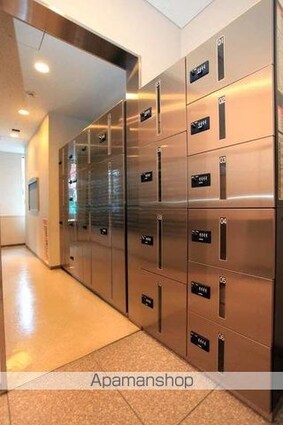 パーク・アヴェニュー神南[2LDK/68.82m2]の共用部