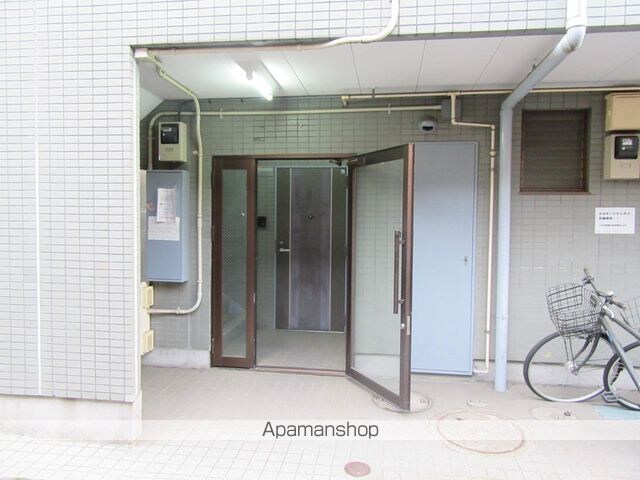 東京都立川市高松町２丁目[2K/36.54m2]のエントランス