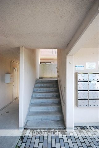 サンハイツ東A棟の玄関写真