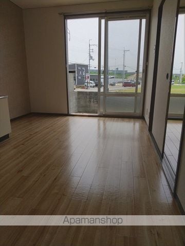 プレジール直川の内装写真