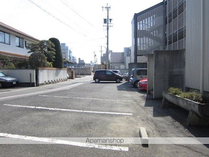 長野県長野市大字中御所岡田町[2LDK/63.18m2]の駐車場