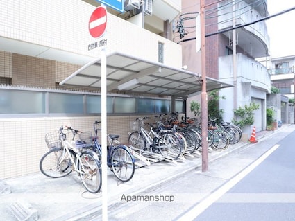 愛知県名古屋市千種区仲田２丁目[1K/24.96m2]の駐車場