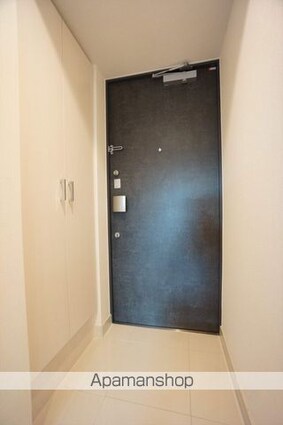 ディアレイシャス浅間町ＩＩＩ[1K/21.66m2]の玄関