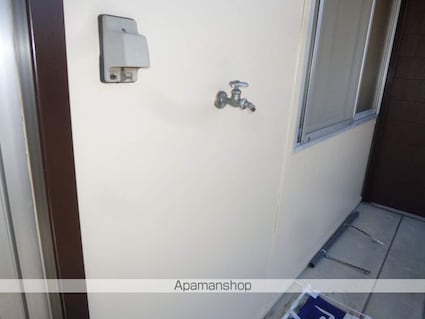 ハイツ勝部[2DK/30.3m2]のエントランス1