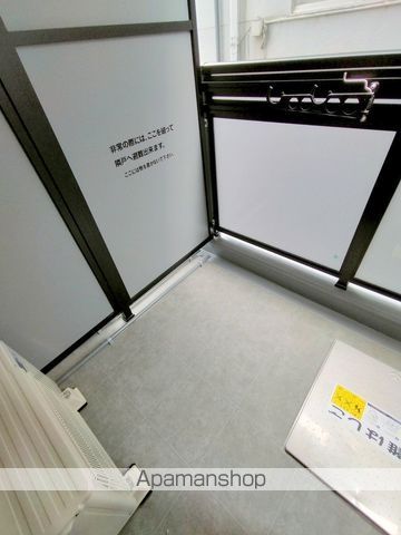 ワーヴ大阪本町の内装写真