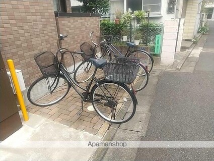 カトルセゾン[1K/25.7m2]の内装1